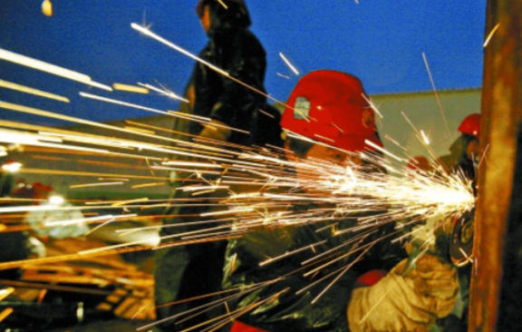 無(wú)火之刃：告別動(dòng)火隱患，水刀坊低壓水刀切割，為工業(yè)安全注入“冷靜”力量